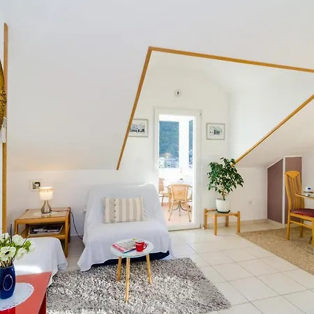 Swallow's Nest - Two Bedroom With Balcony * Dubrovnik